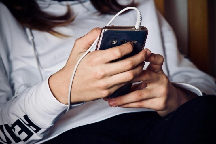 Upaljen alarm za BiH, digitalna pismenost učenika ispod prosjeka: “Internet je alat, ali ga koriste pogrešno”